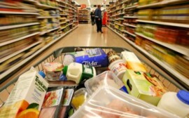 Псковстат оценил минимальный продуктовый набор в 4,22 тыс. рублей