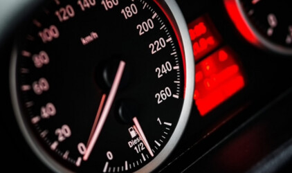 Власти Псковской области возьмут в лизинг 11 автомобилей за 24 млн рублей
