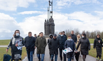 На реконструкцию парка у монумента Невскому под Псковом потратят 1 млрд рублей