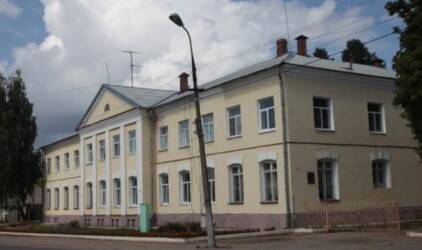 На ремонт 118-летнего здания больницы в Псковской области выделят 15 млн рублей