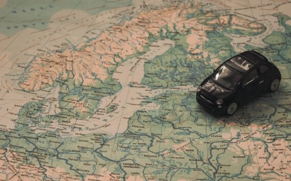 В Псковской области 10 многодетных семей смогут получить авто