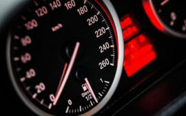 Власти Псковской области возьмут в лизинг 11 автомобилей за 24 млн рублей